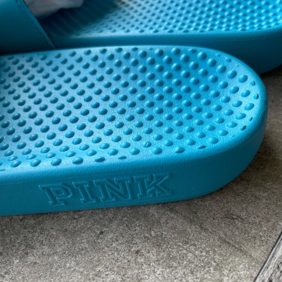 NEW Large VS PINK Slides in Blue Script Logo - Picture 6 of 9